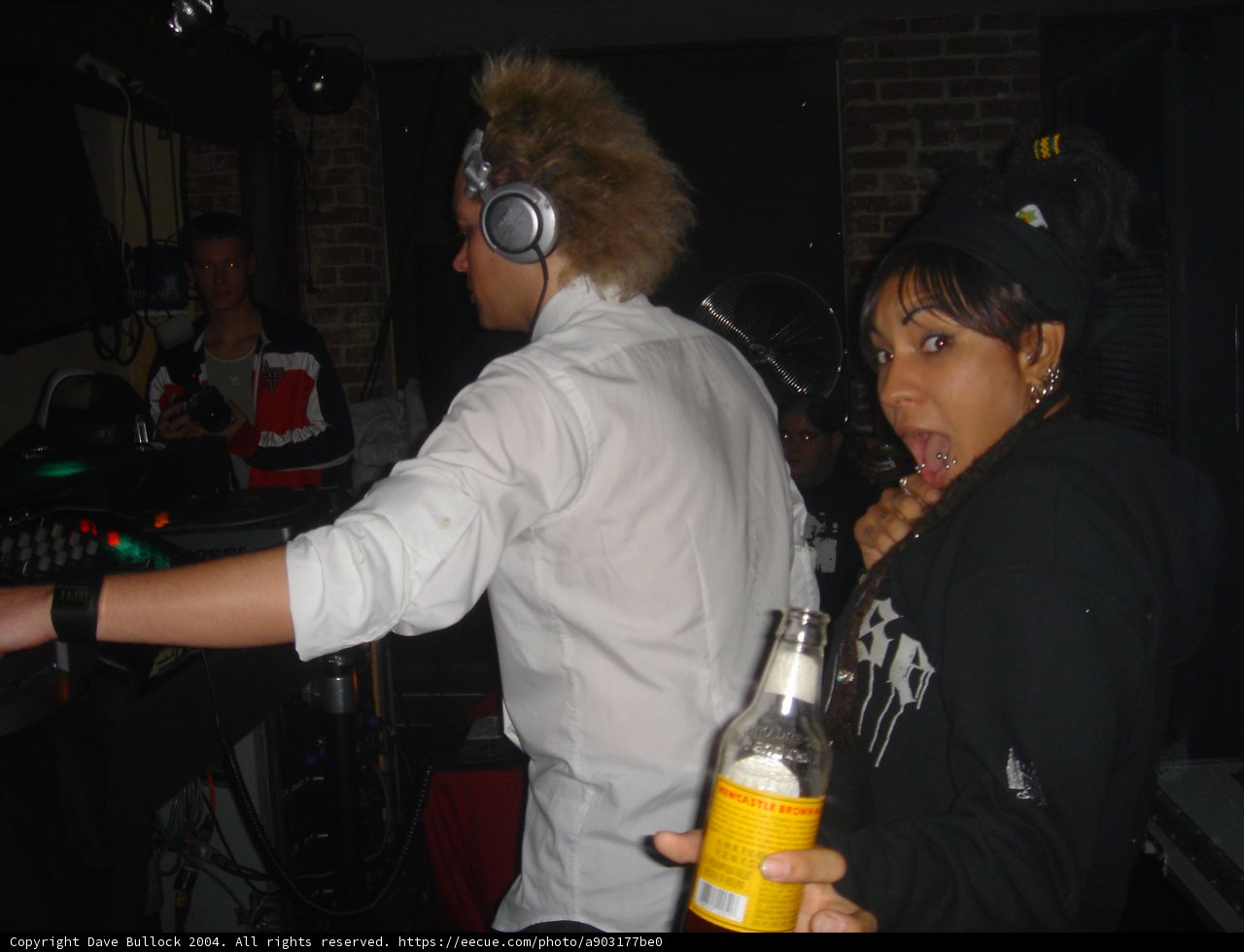 Pub Entertainer in Action