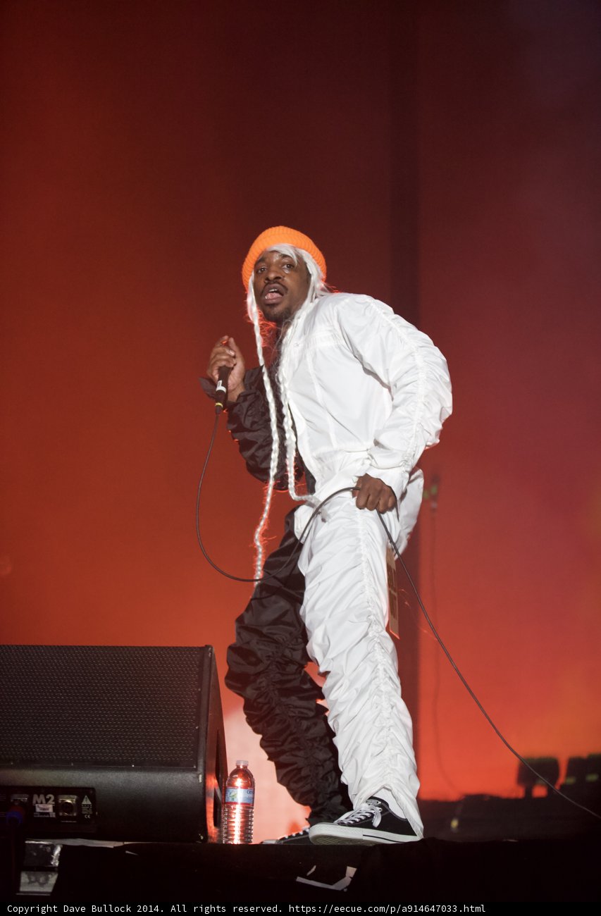 André 3000 Lights Up Coachella Stage