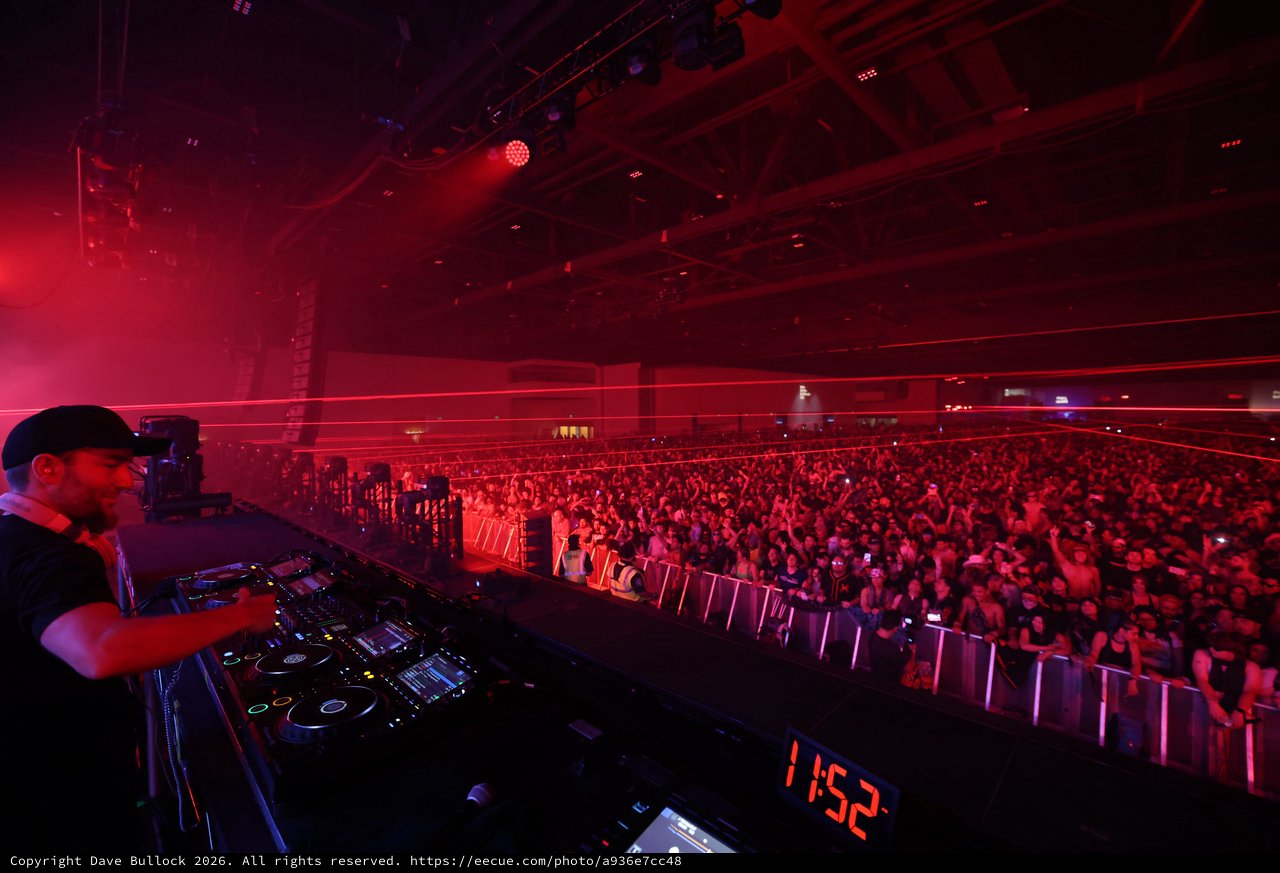DJ Commands Massive Crowd at Wobbleland 2026
