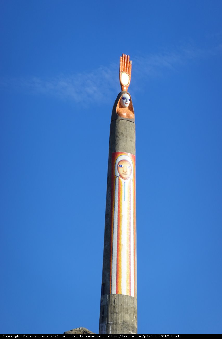 Monumental Flag Holder