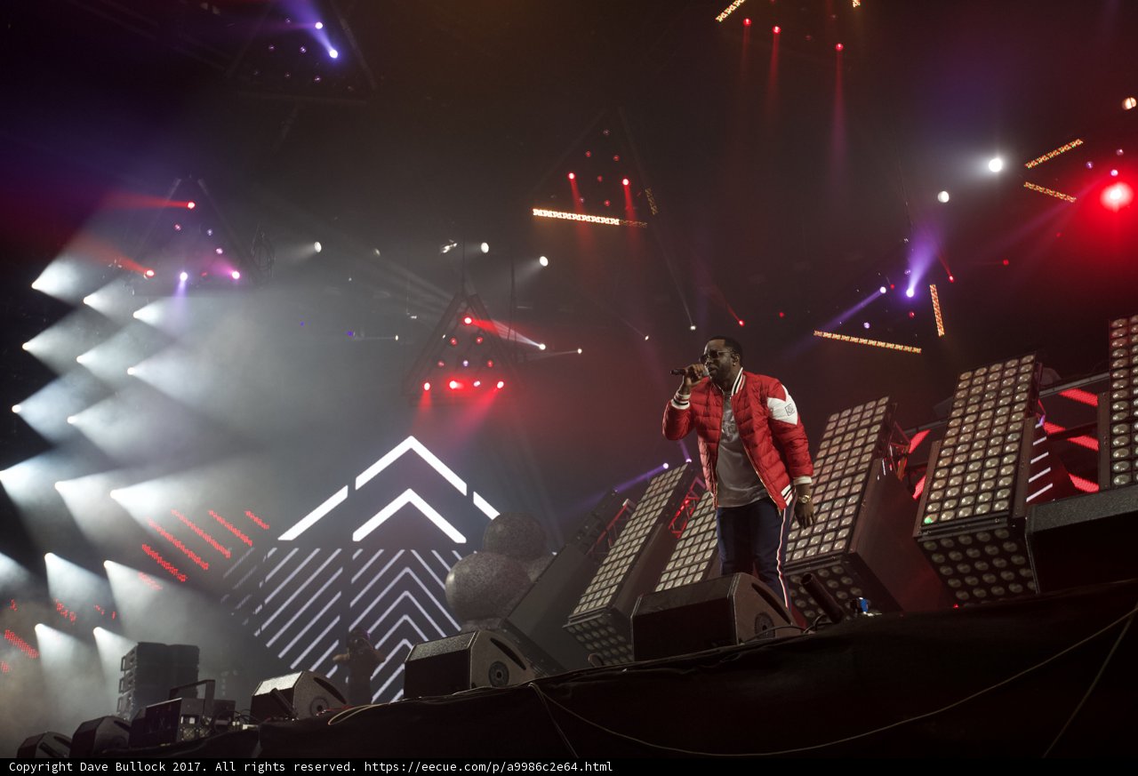 Sean Combs Rocks Coachella!