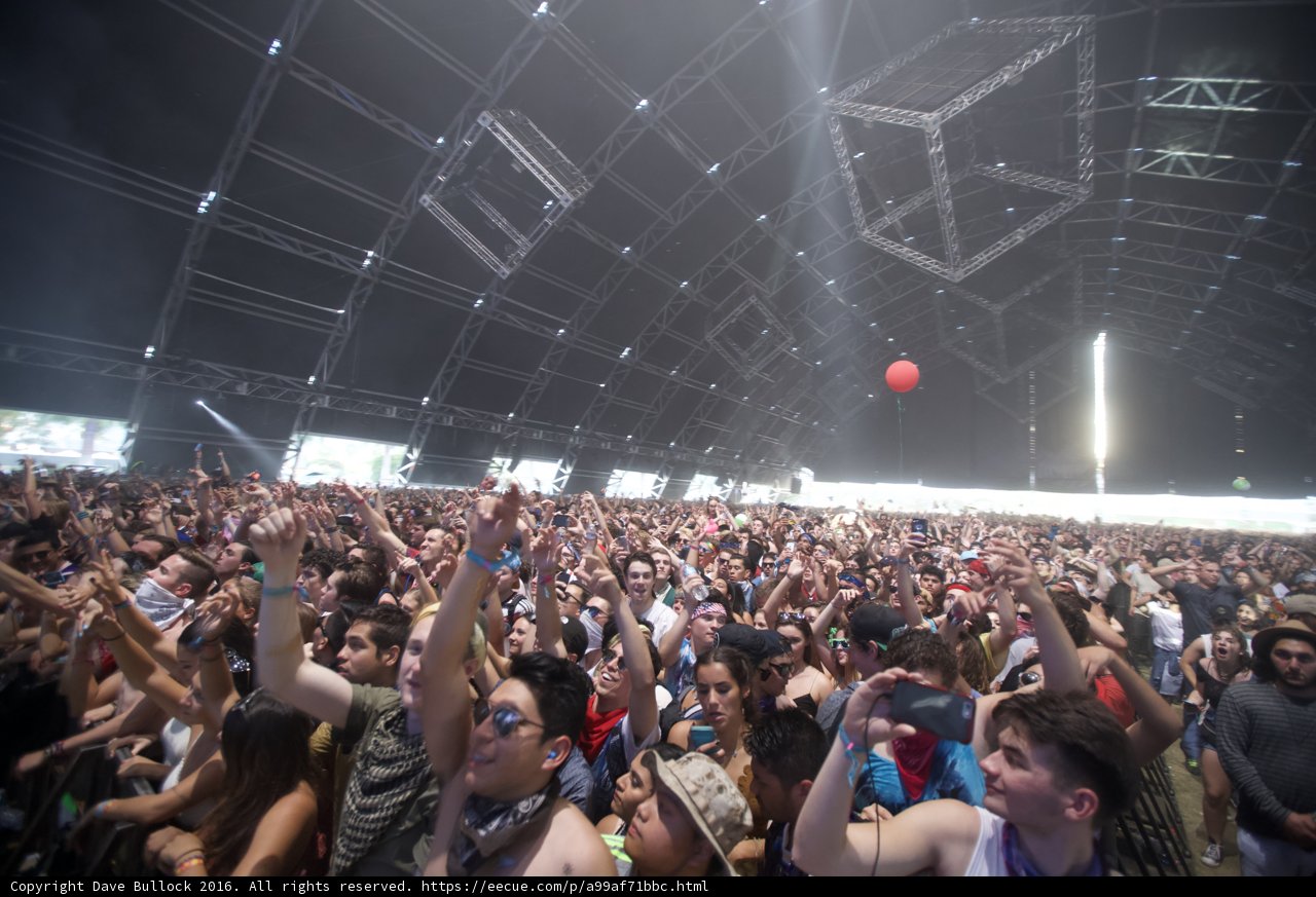 Red Balloon Party