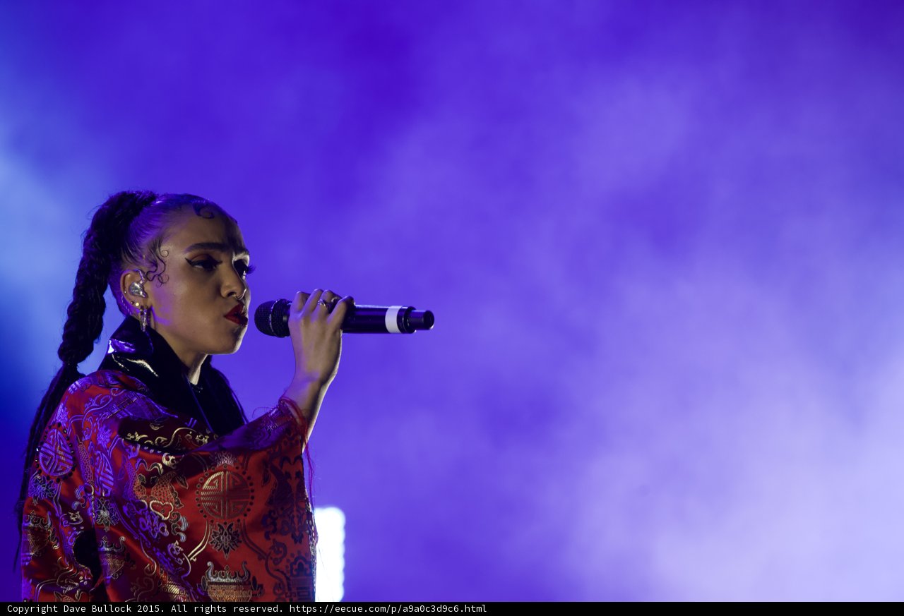 FKA twigs Beautiful Profile Portrait Singing Baby Hairs Swirls Hoop Earrings Red Lipstick Black Choker Braided Ponytails Kimono Gold Chinese Patterns Rings Purple Haze