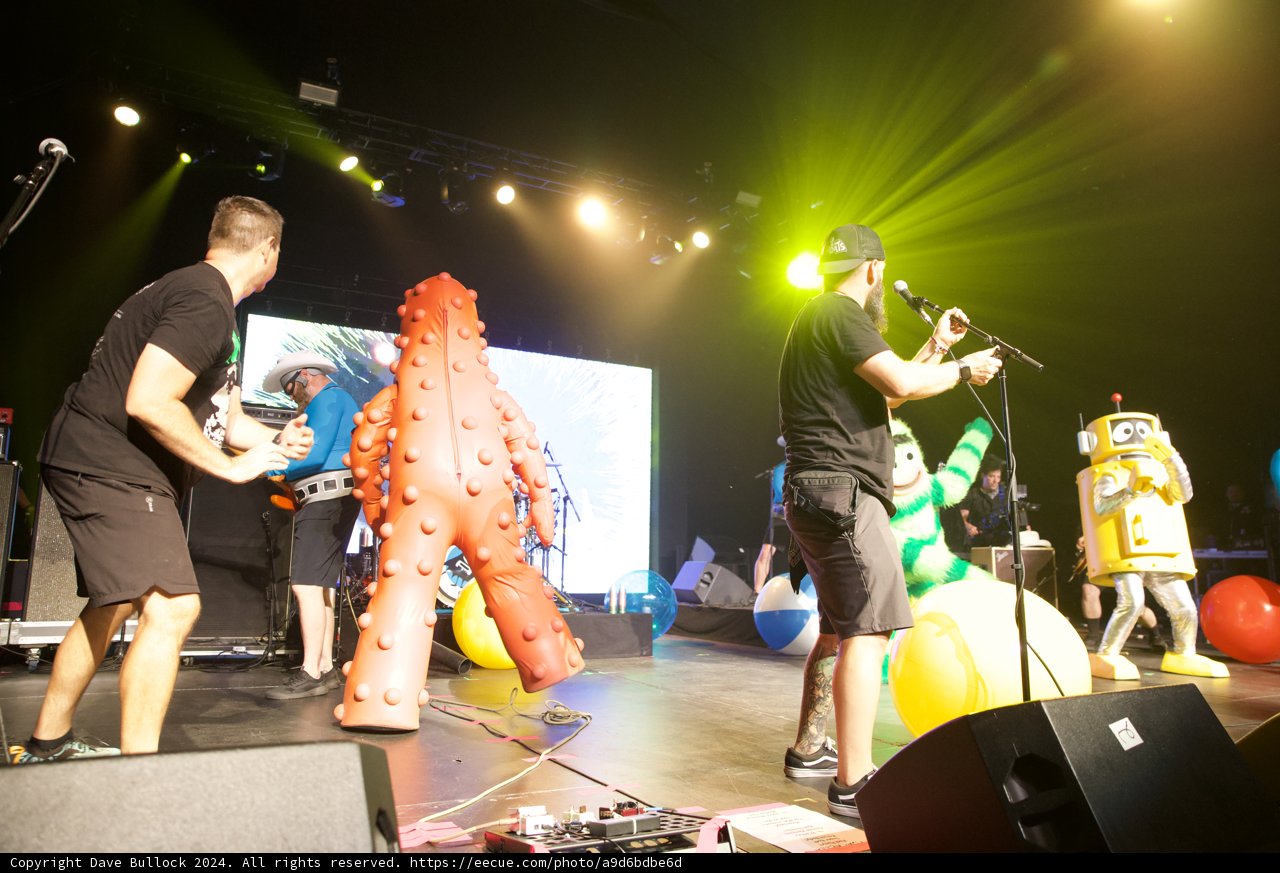 Eccentric Beats: A Quirky Performance at Coachella 2024