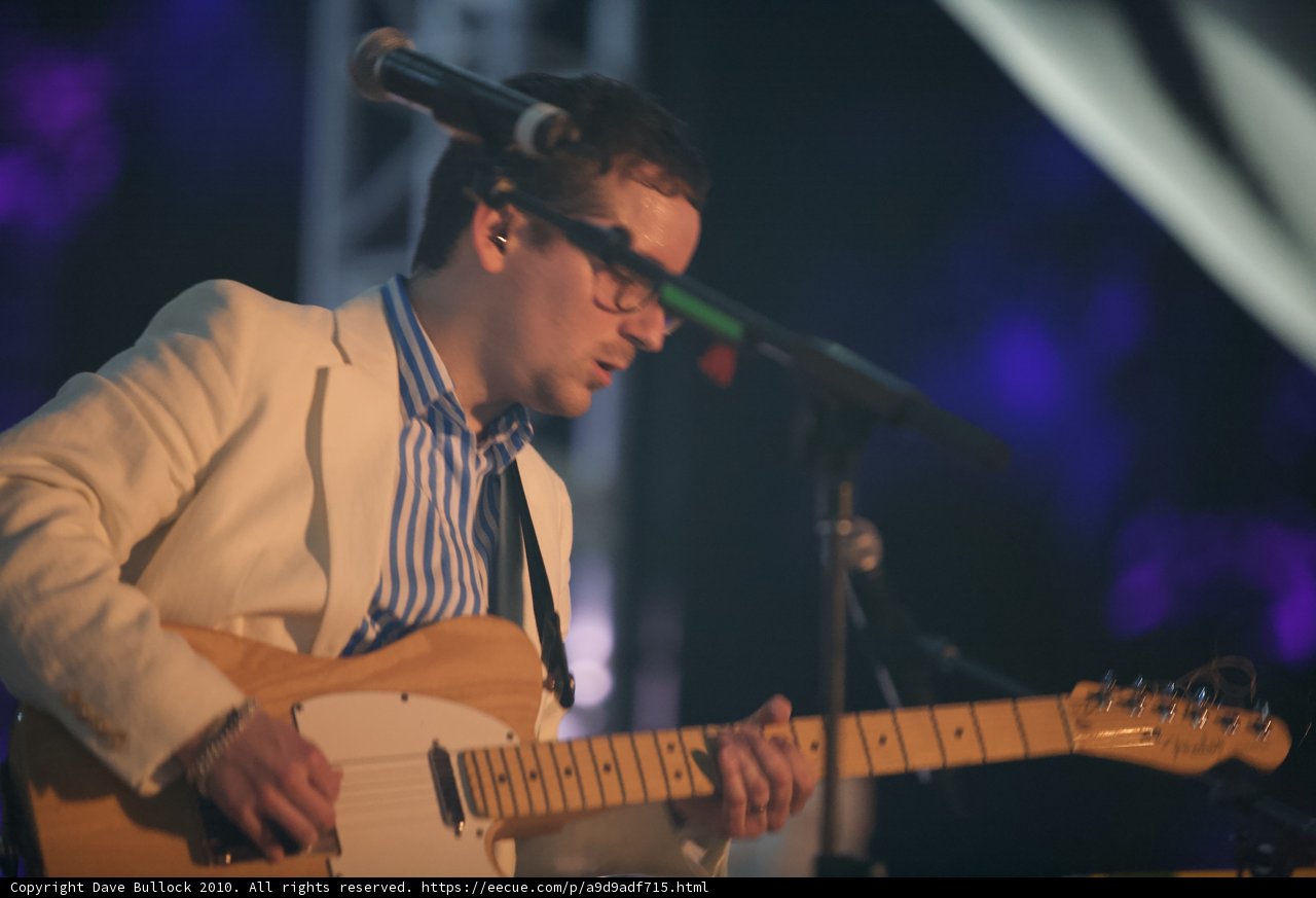 Alexis Taylor Rocks the Coachella Stage with Electric Guitar Solo
