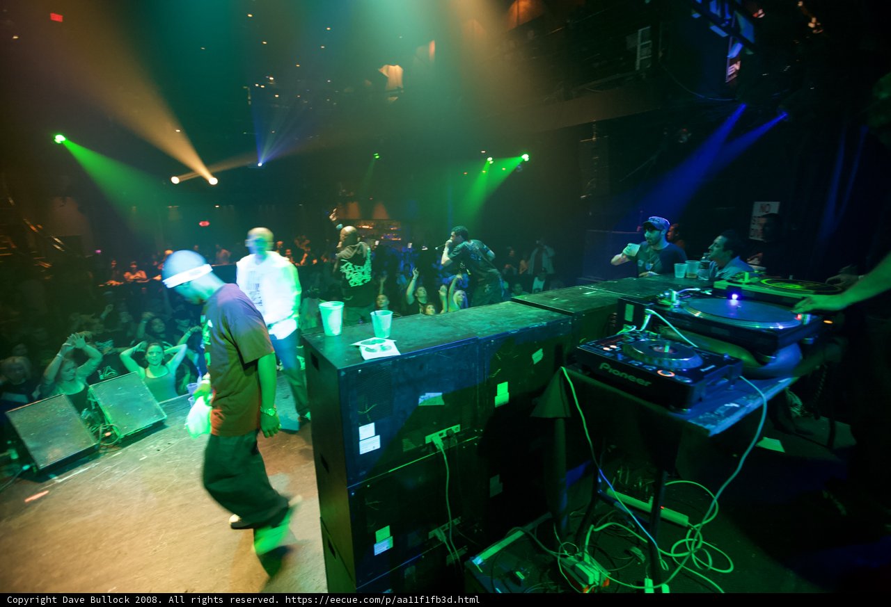 Stateside Concert Crowd Rocks the Night Away