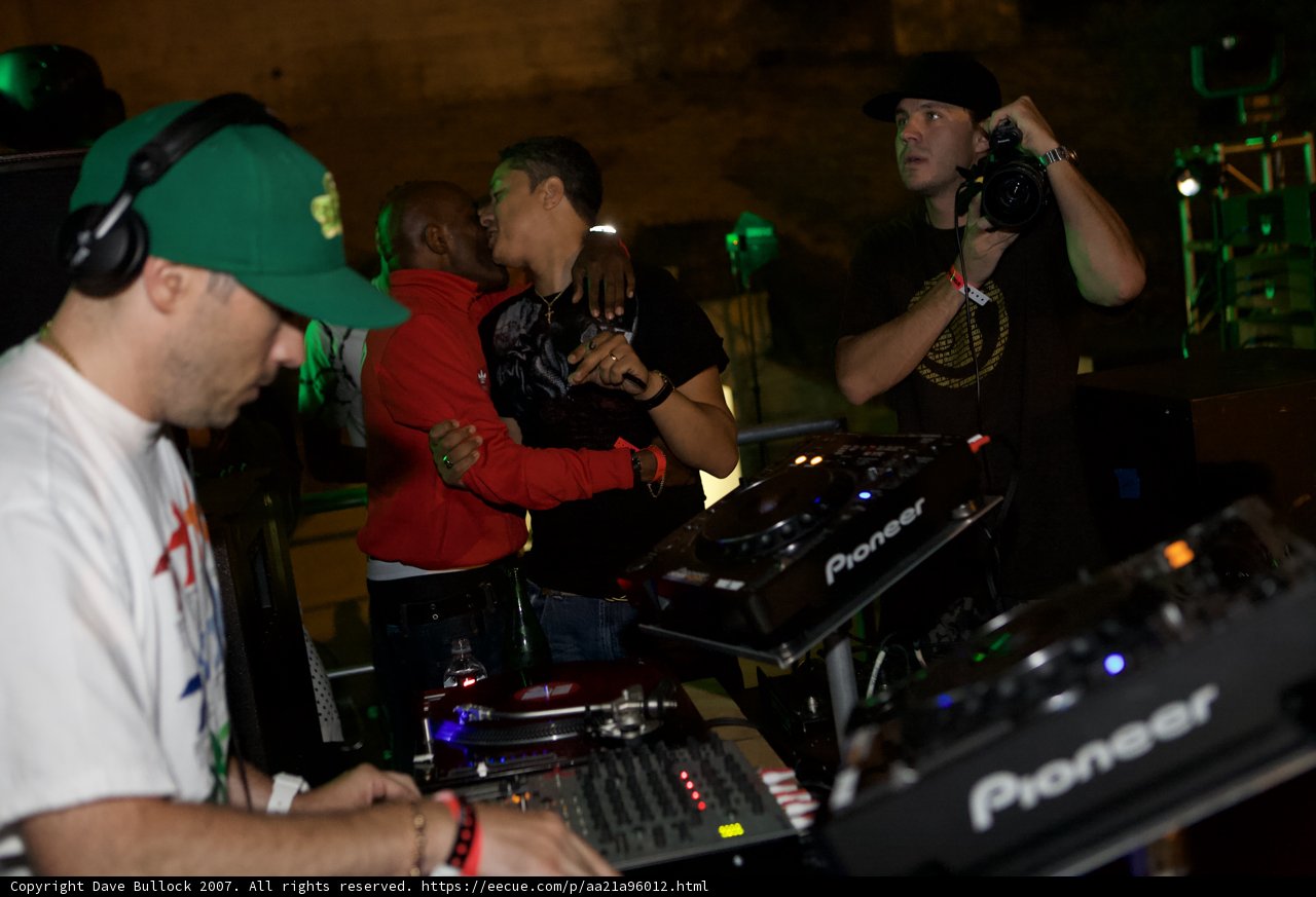 Groove Master in Green Hat