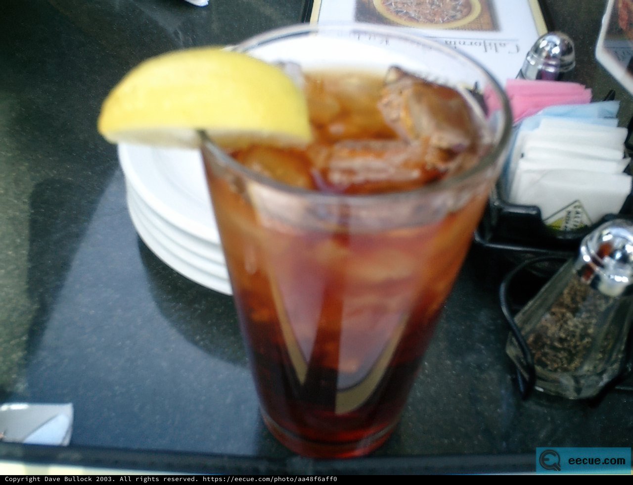 Refreshing Lemon Iced Tea