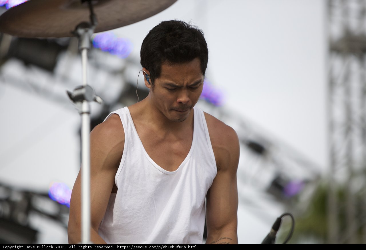 Drumming in White