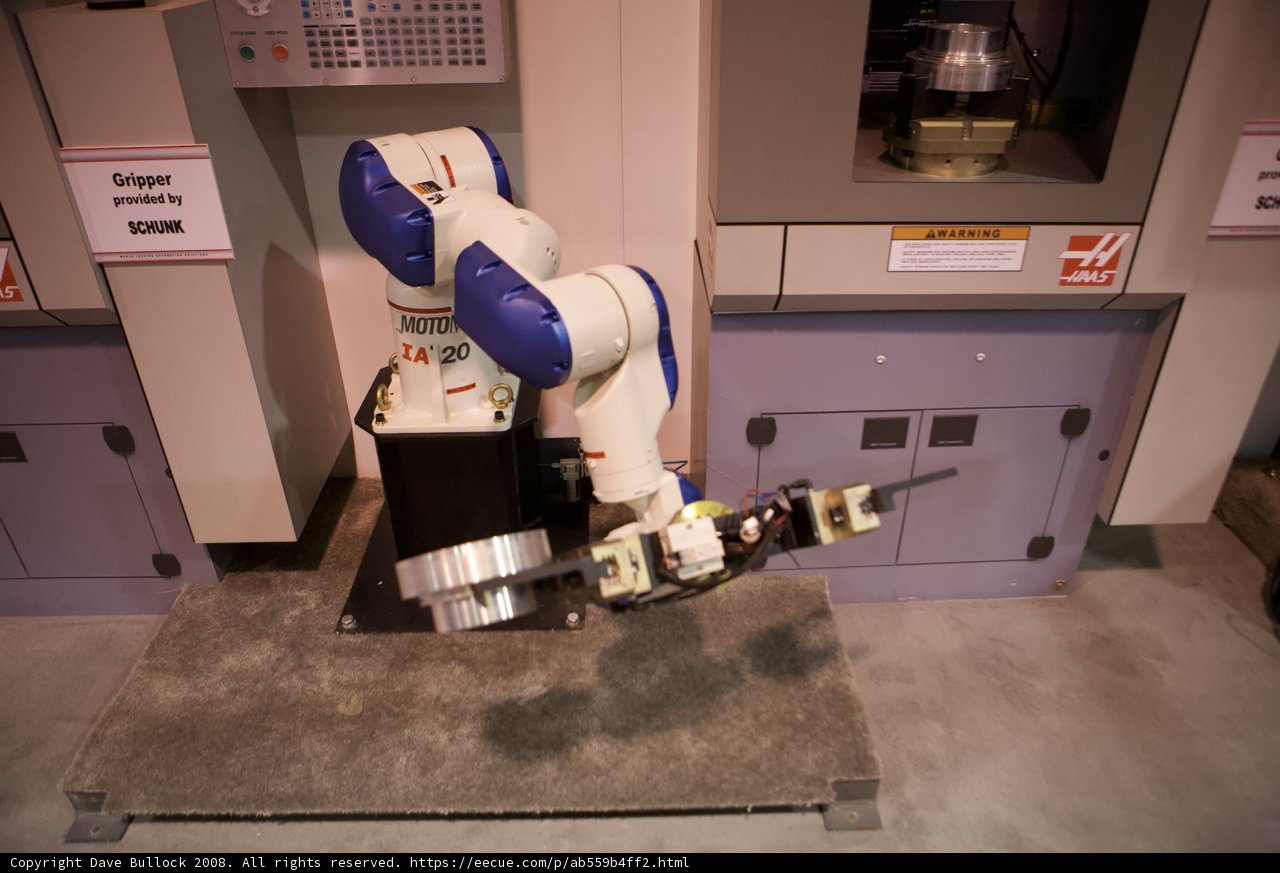 Advanced Robotic Technology in Full Swing at 2008 Automation Show!