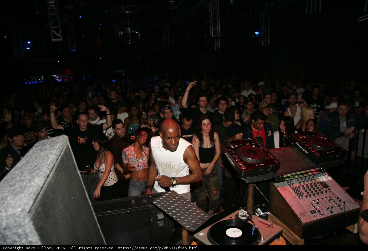 MC Q and his Turntable Take Over the Night Club