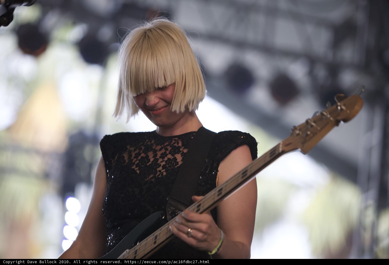 Sharin Foo Rocks the Crowd with Her Electric Guitar