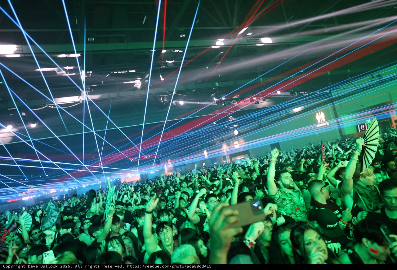 Laser Storm Over Pulsing Crowd at Wobbleland 2026