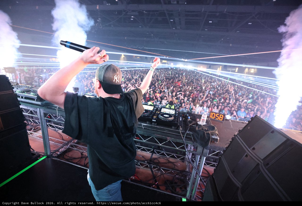 DJ Hypes Massive Crowd at Wobbleland 2026