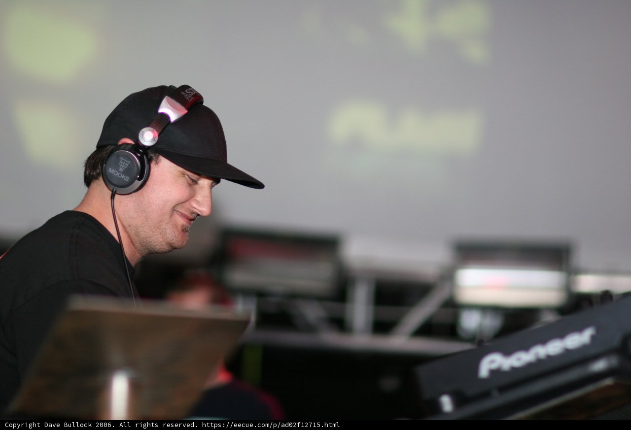 The Deejay's Groove