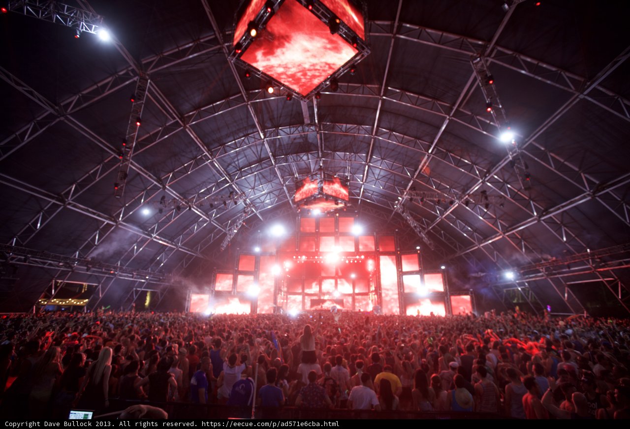 Coachella Concert Crowd Shines Bright with Spotlight