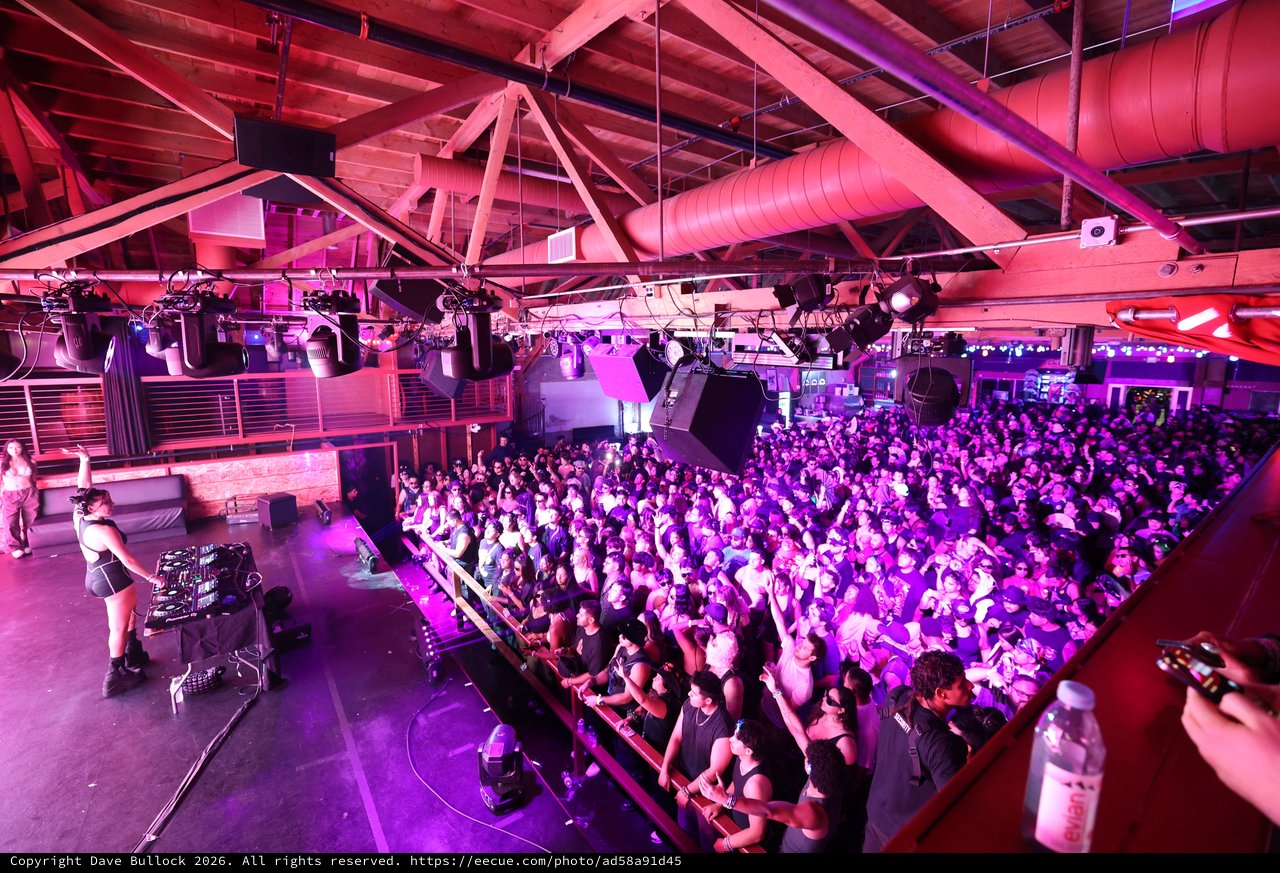 DJ Ignites Packed Crowd at Wobbleland 2026