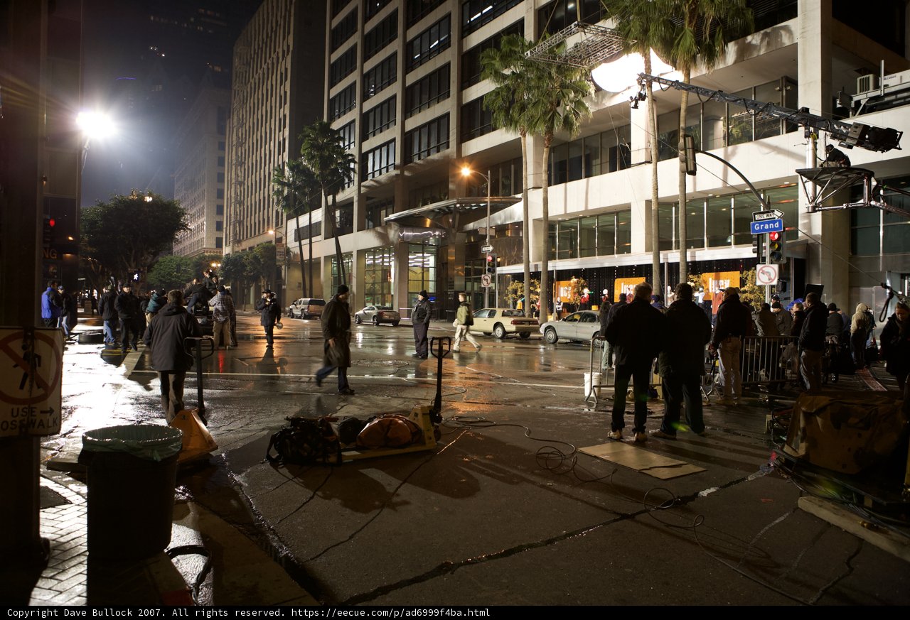 Nightlife in the Metropolis