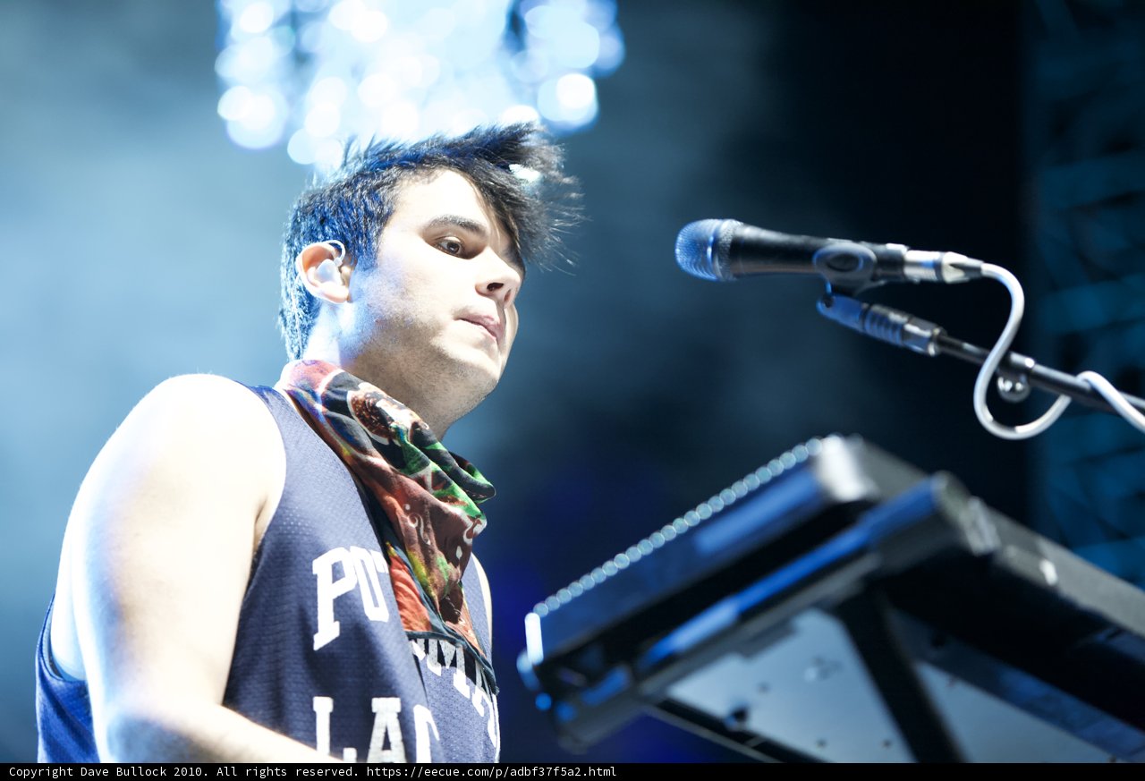 Rostam's Electrifying Performance