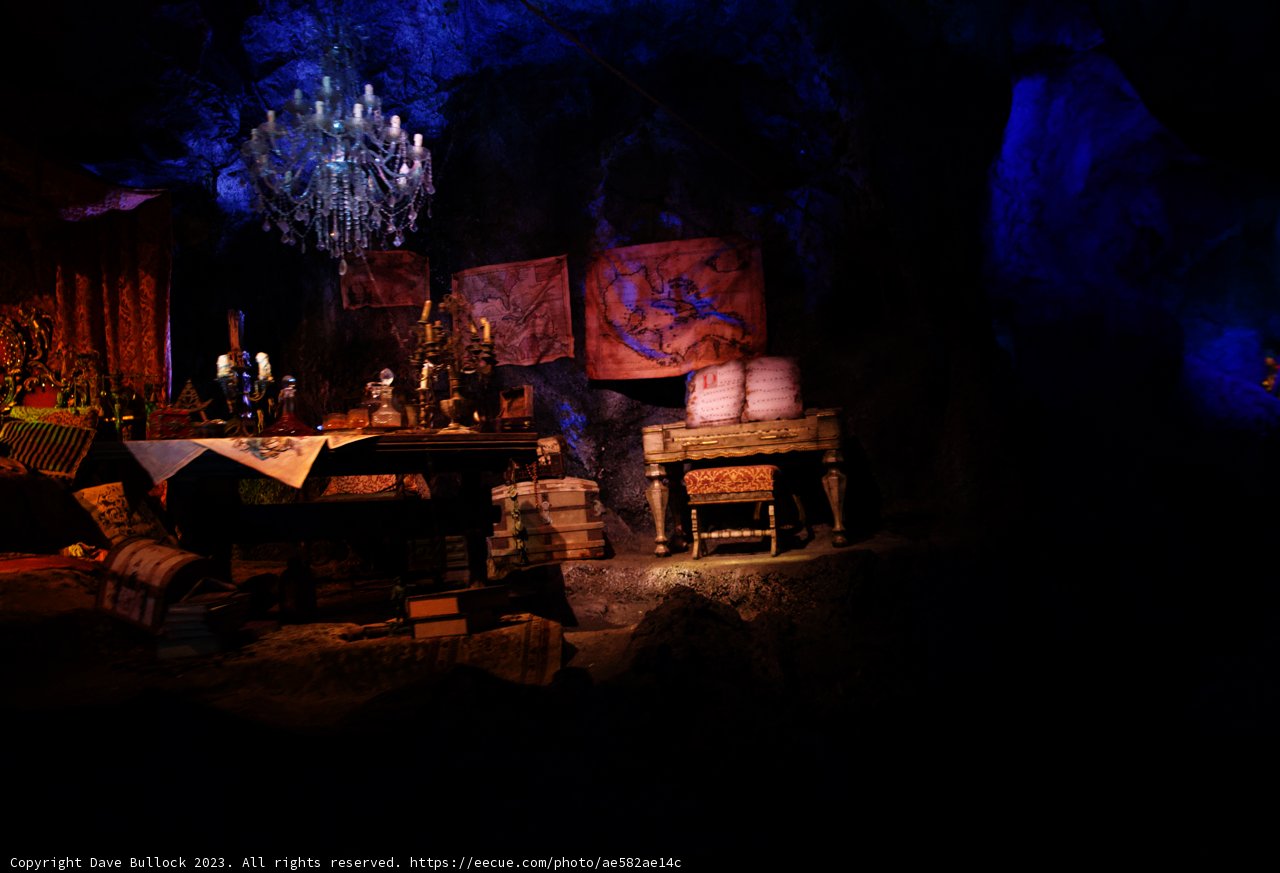 Enchanting Cave Hideaway