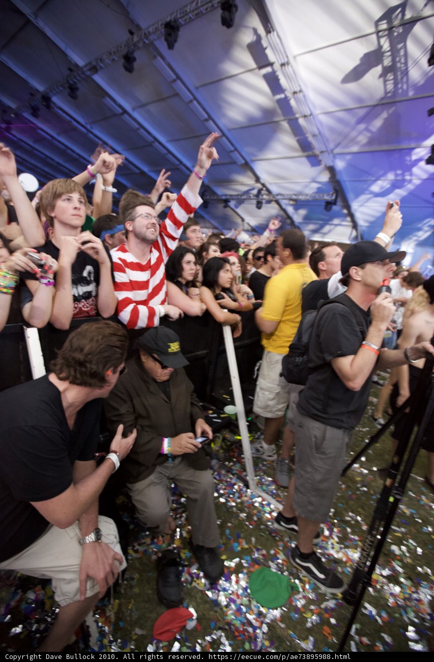 Striped Shirt Steals the Show at Coachella
