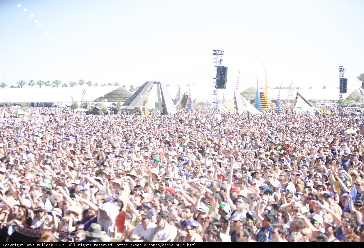 Coachella 2012: A Sea of Concert-Goers