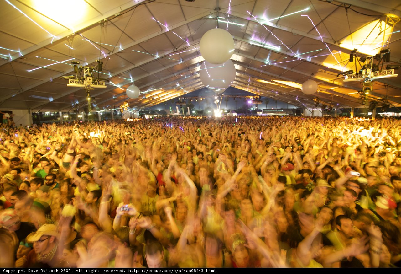 Electric Crowd