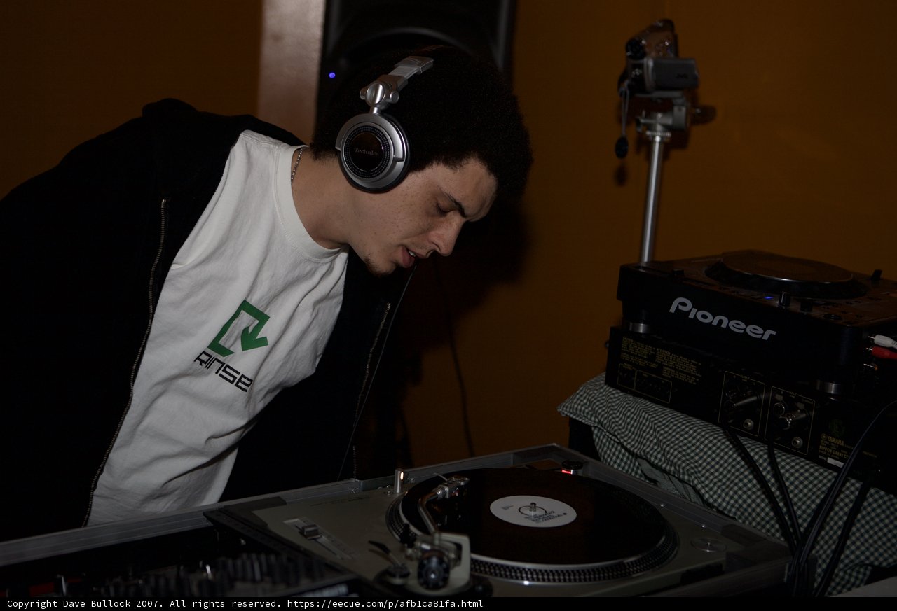 DJ Vibes on Dubstep Saturday