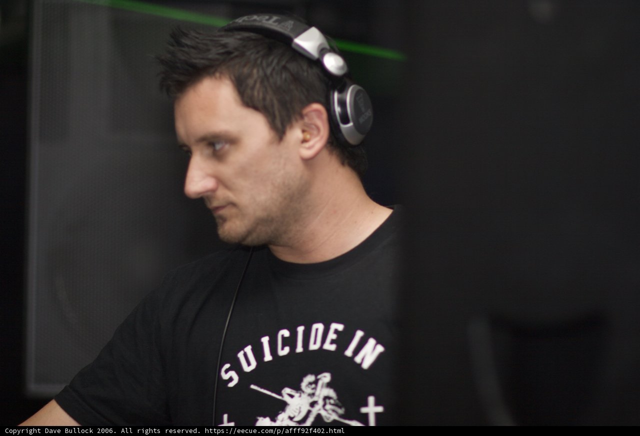 Groovin' with Headphones