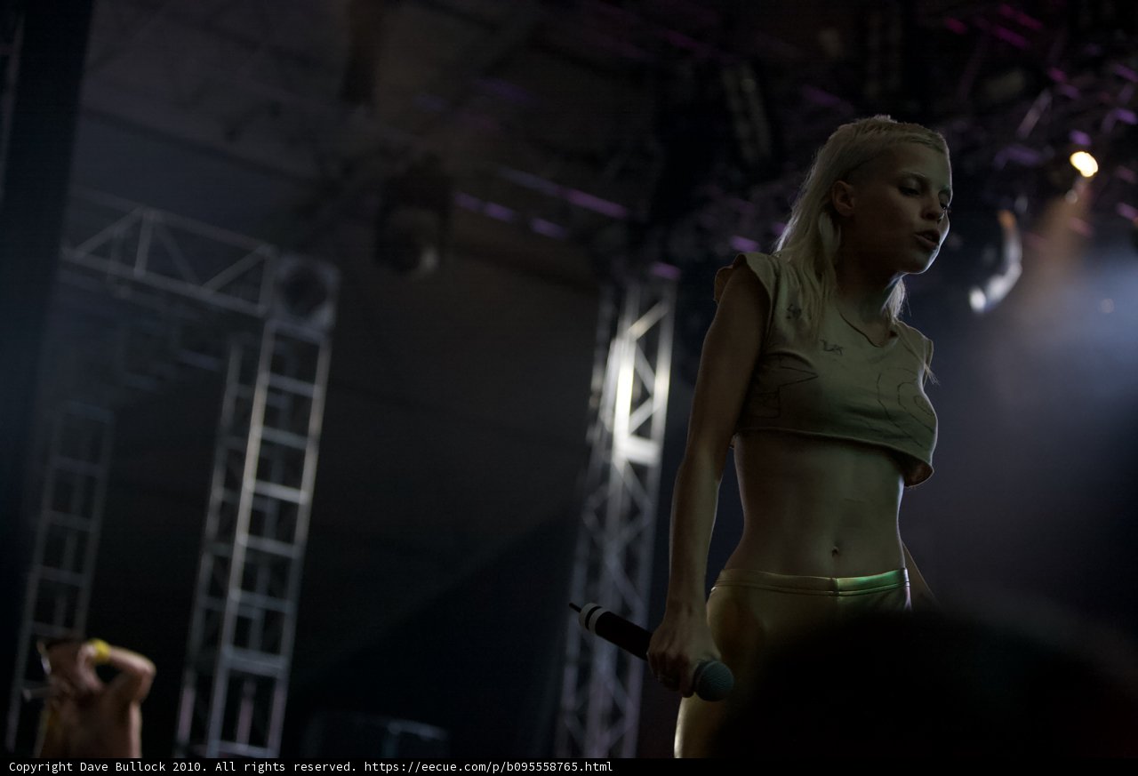 Yolandi Visser Shines on Coachella Stage