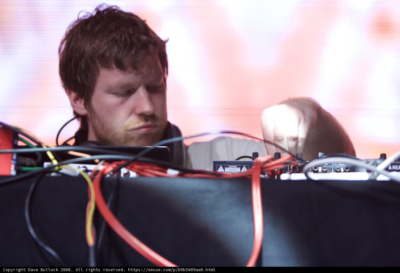 Jamming in the Crowd