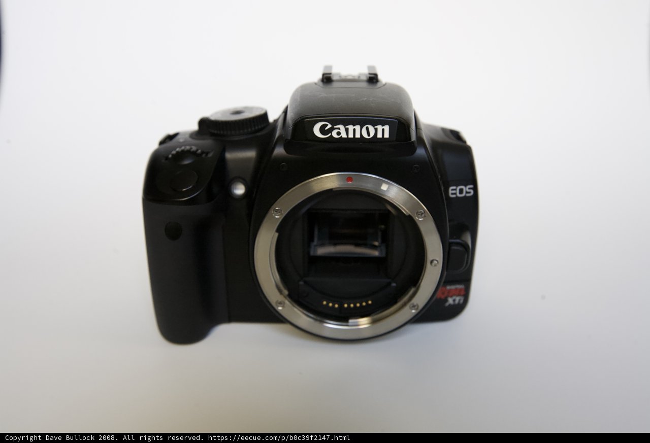 Canon EOS Rebel T2i: The Perfect Camera for Electronics and Digital Photography