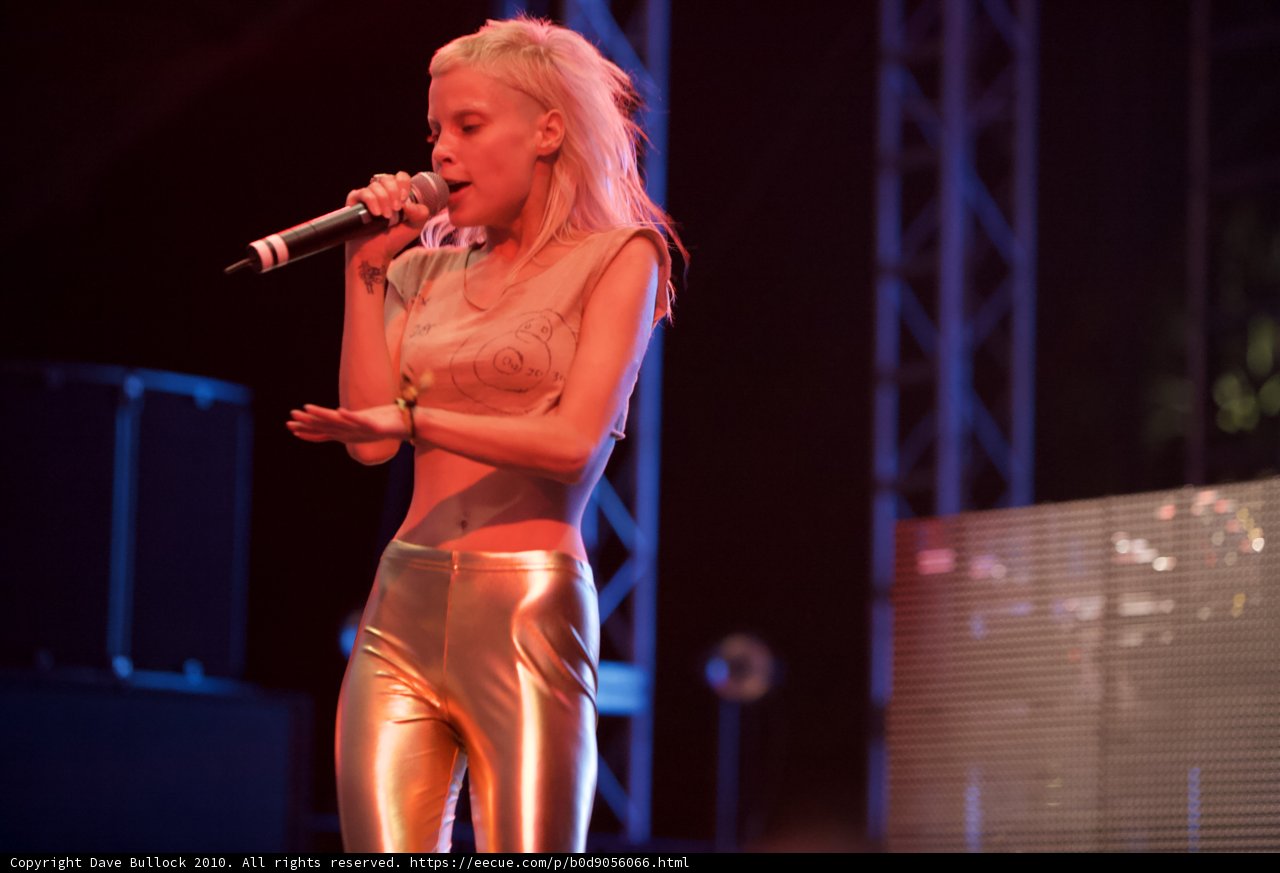 Yolandi Visser Rocks the Crowd with her Solo Performance