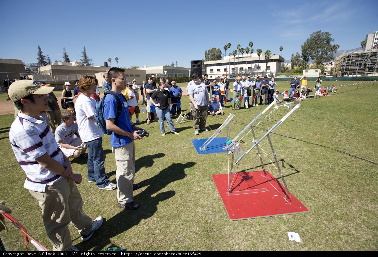 2008 Caltech Engineering Competition Group Shot