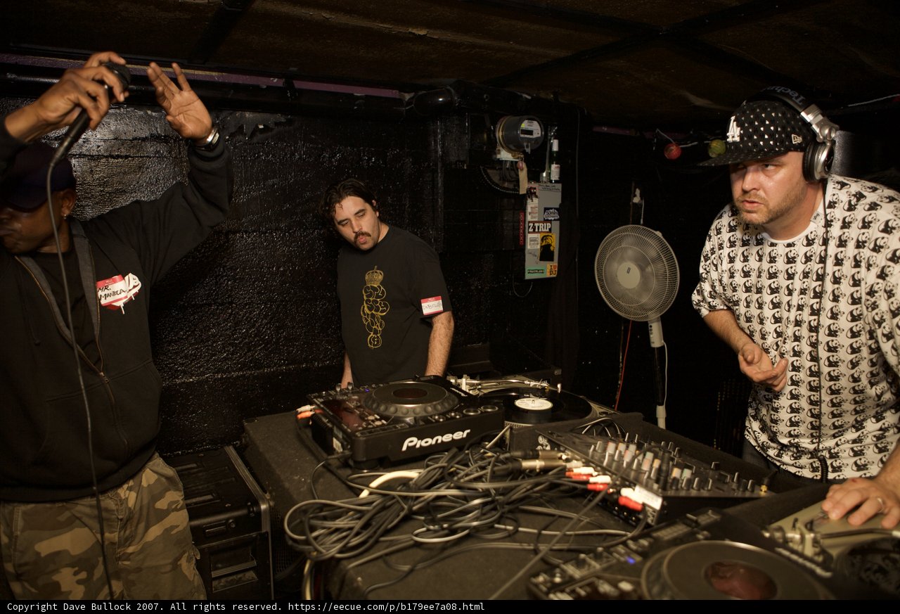 DJ Sam R Rocks the Mic