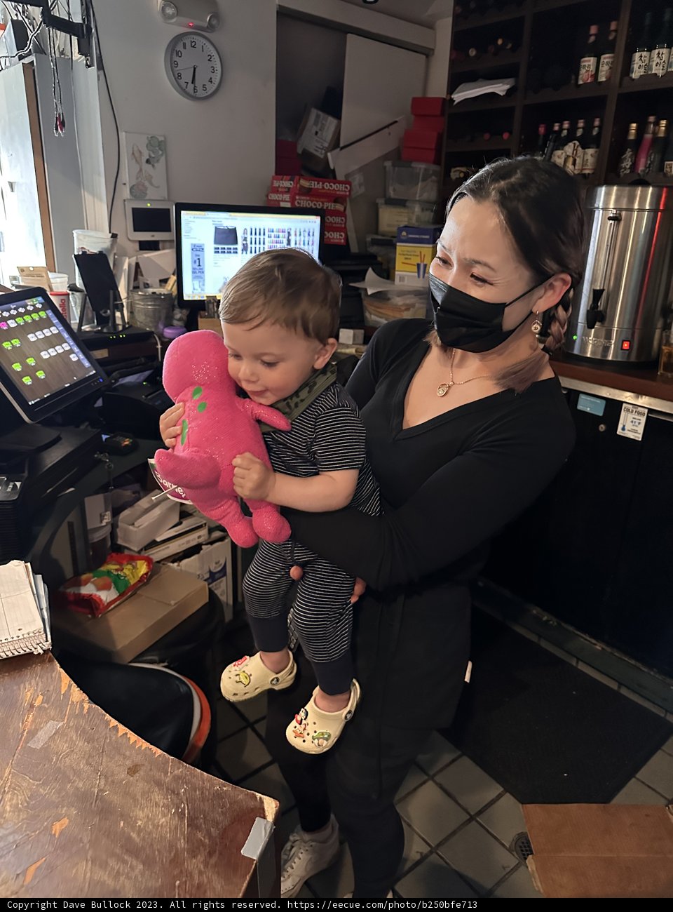 Embracing Motherhood Amidst Technology
