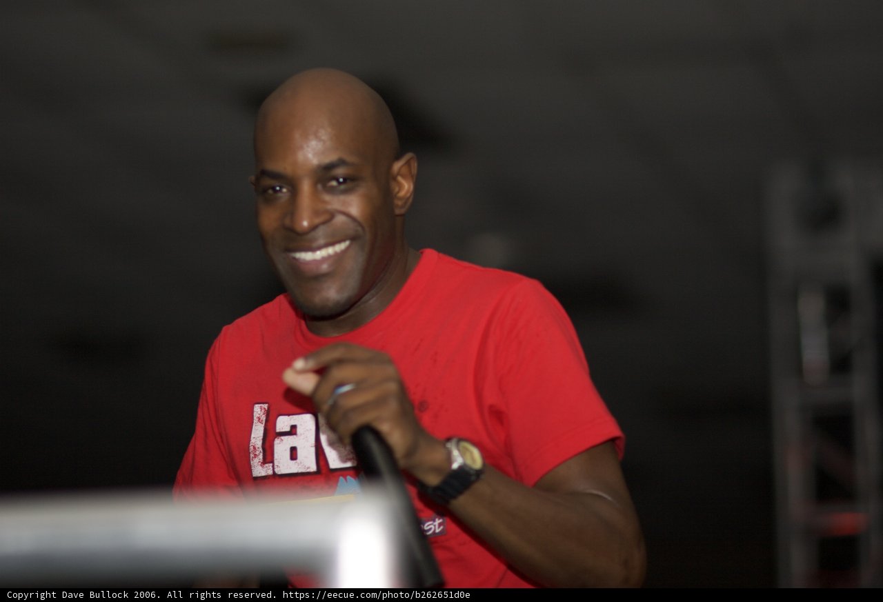 MC Q at 2006 Rave: Holding the Mic and Rocking the Crowd