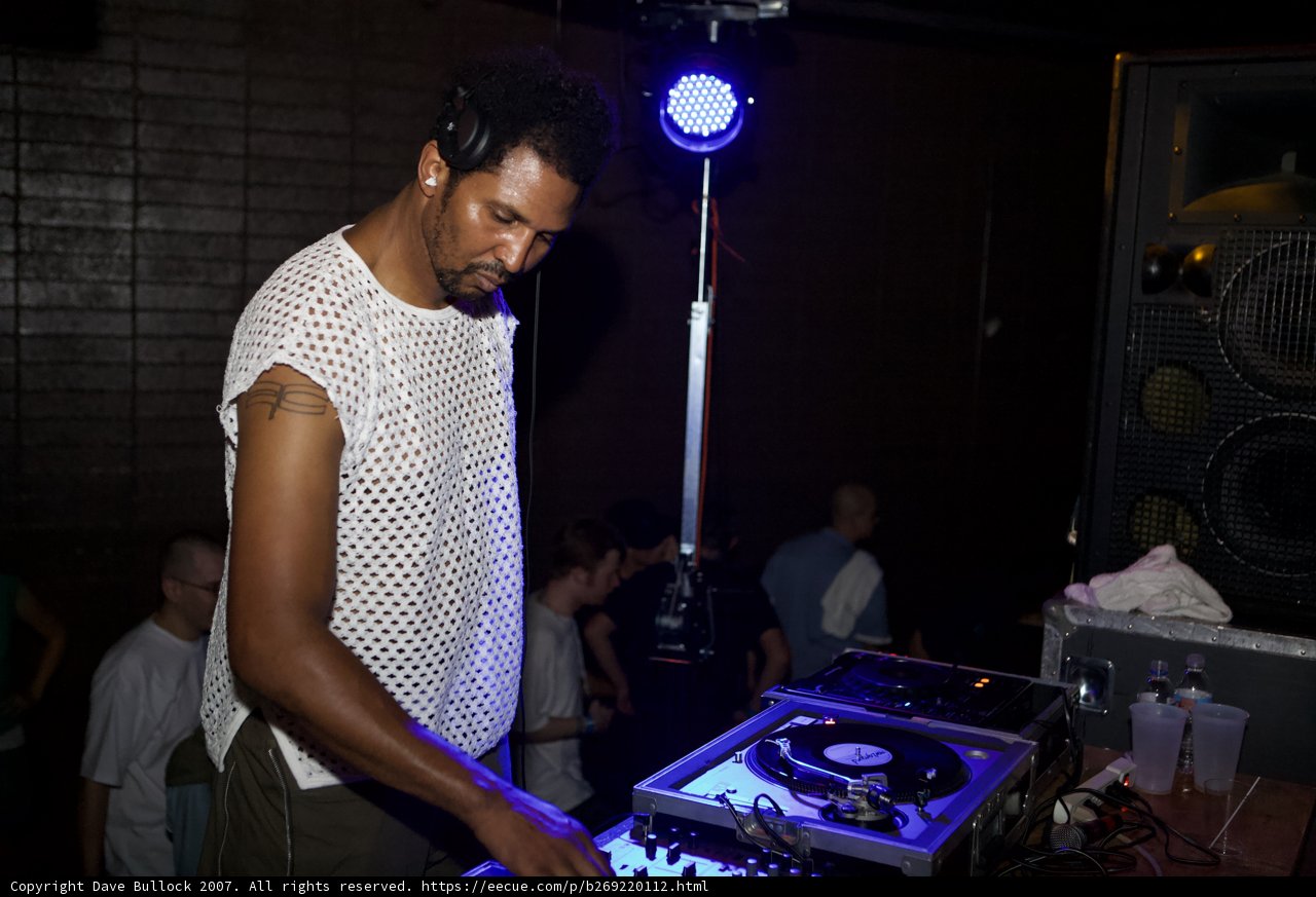 Groovin' to the Beat