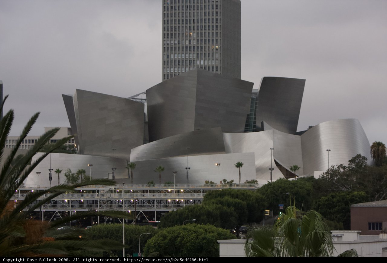 A Spectacular Metropolis Landmark