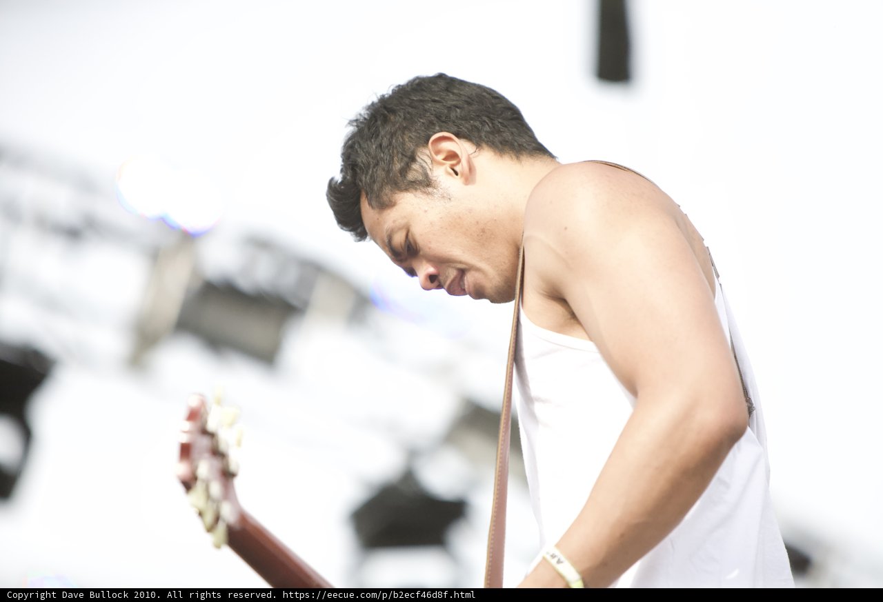 The Guitarist Takes Center Stage