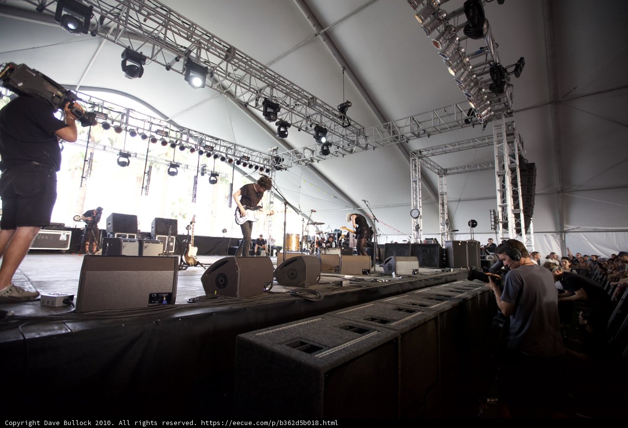 Rocking the Stage: A Vibrant Concert Experience