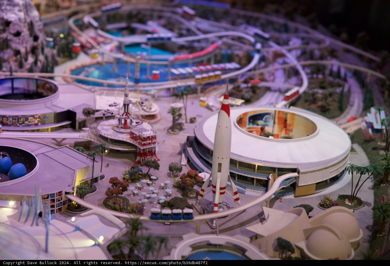 Magical Railroad - The Miniature Cityscape