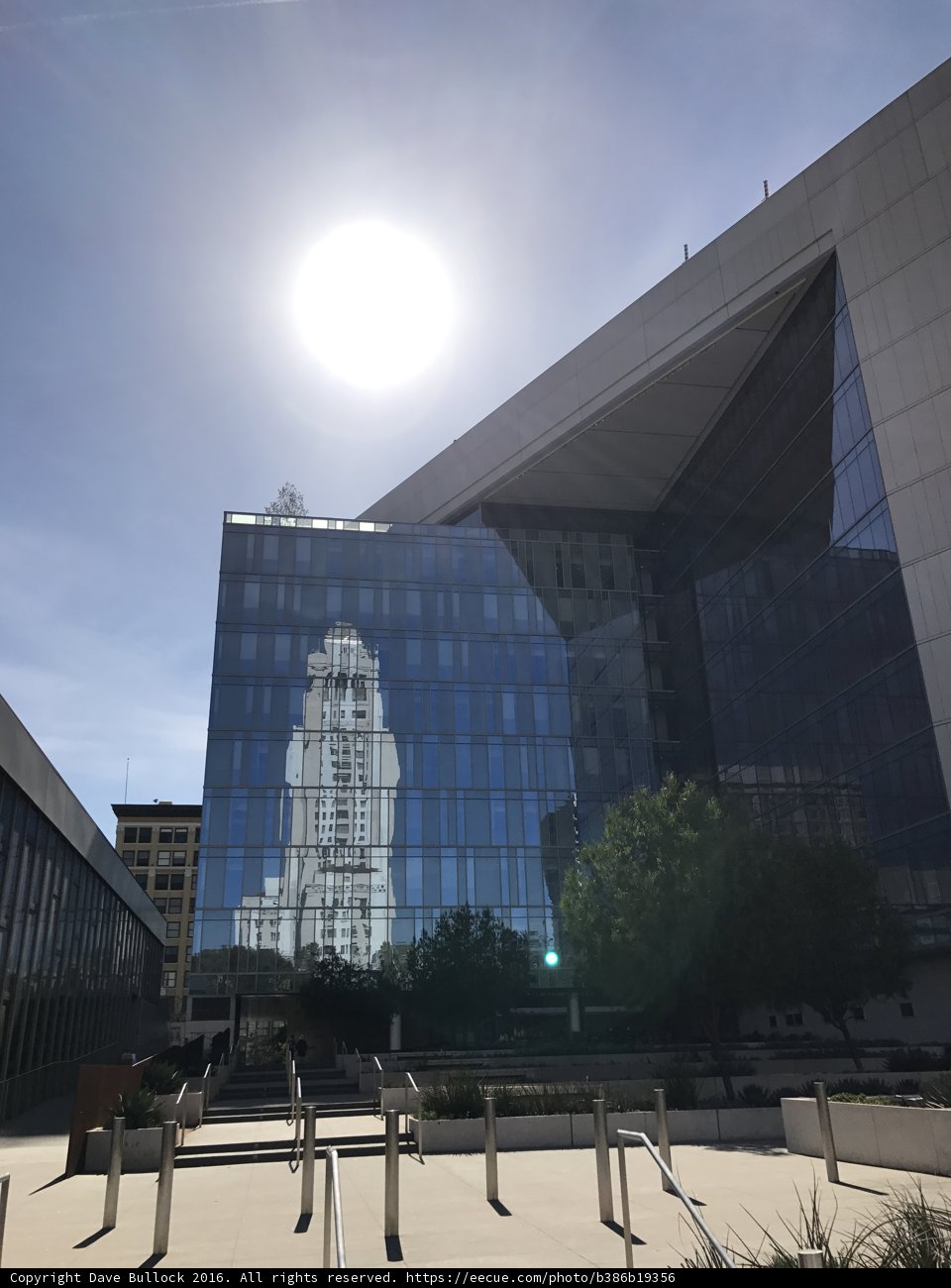 Reflecting Metropolis