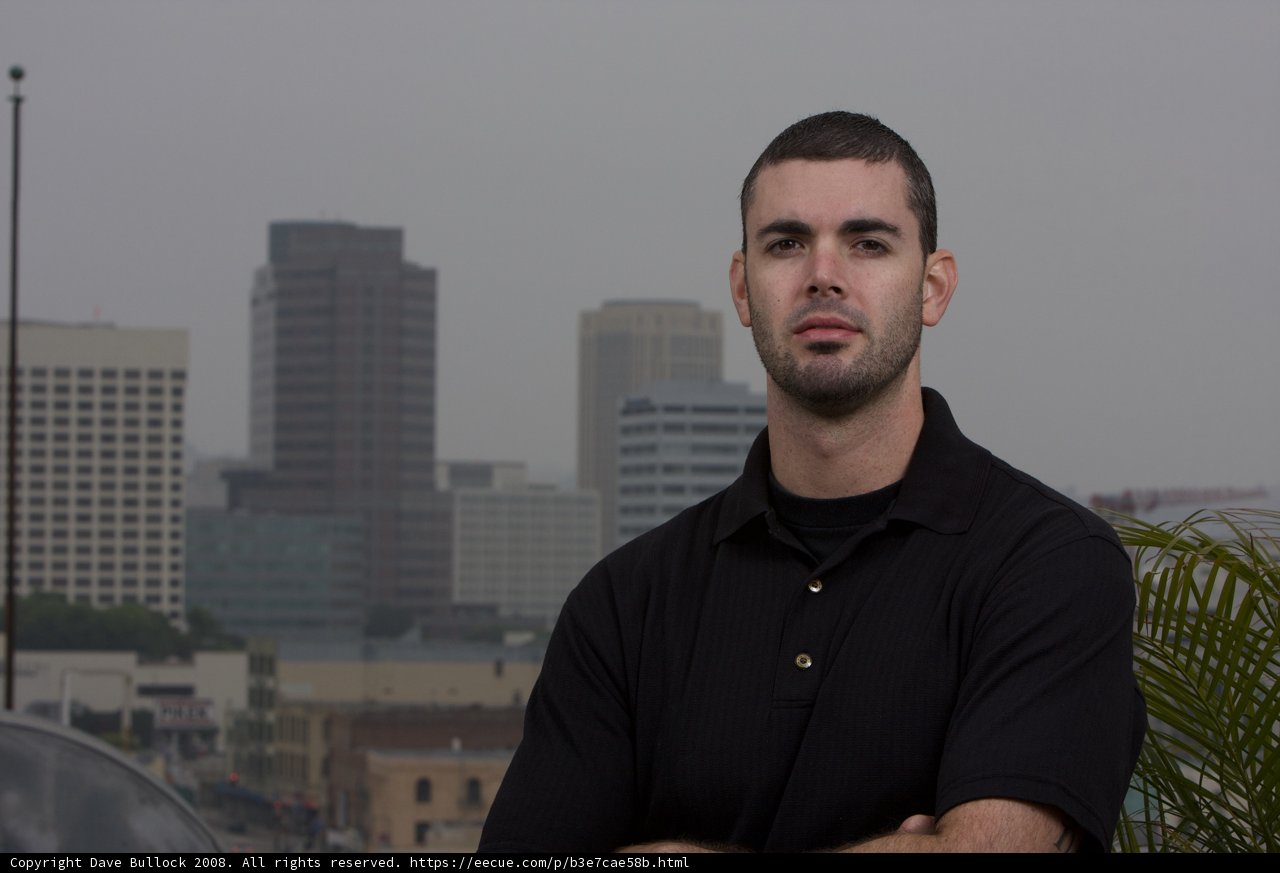 Black Shirt in the Metropolis