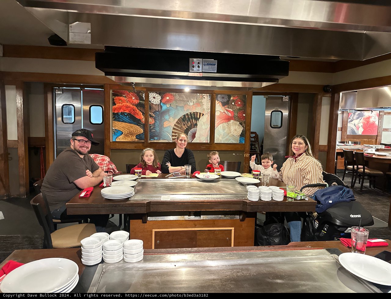 Family Dining at Japanese Hibachi Restaurant
