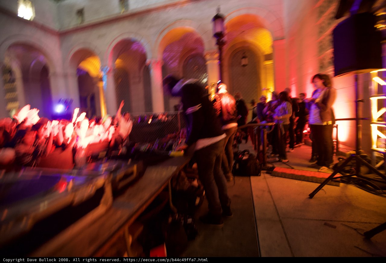 Groove in the Urban Nightlife