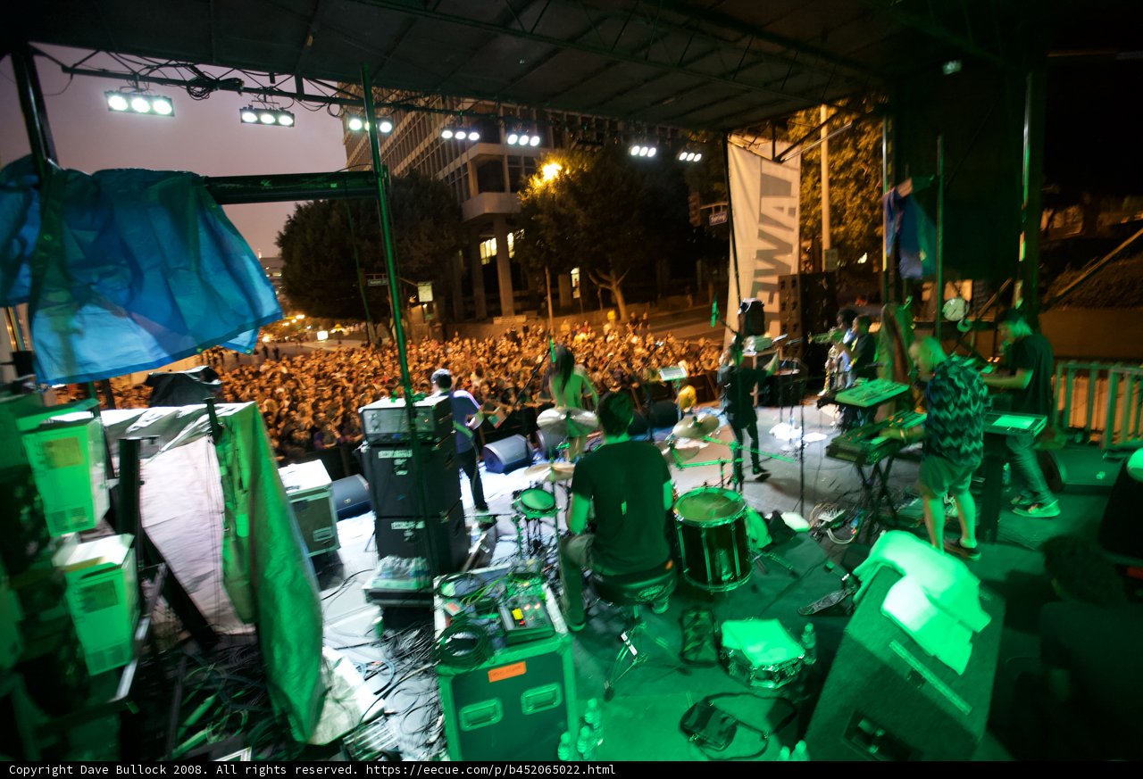 Nighttime Green Concert with Urban Vibes