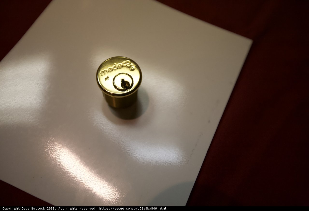 Gold Button in the Spotlight