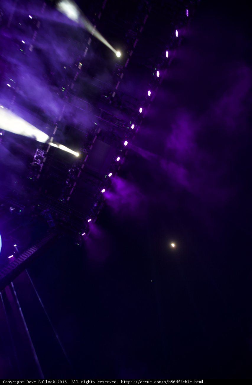 The Vibrant Stage
