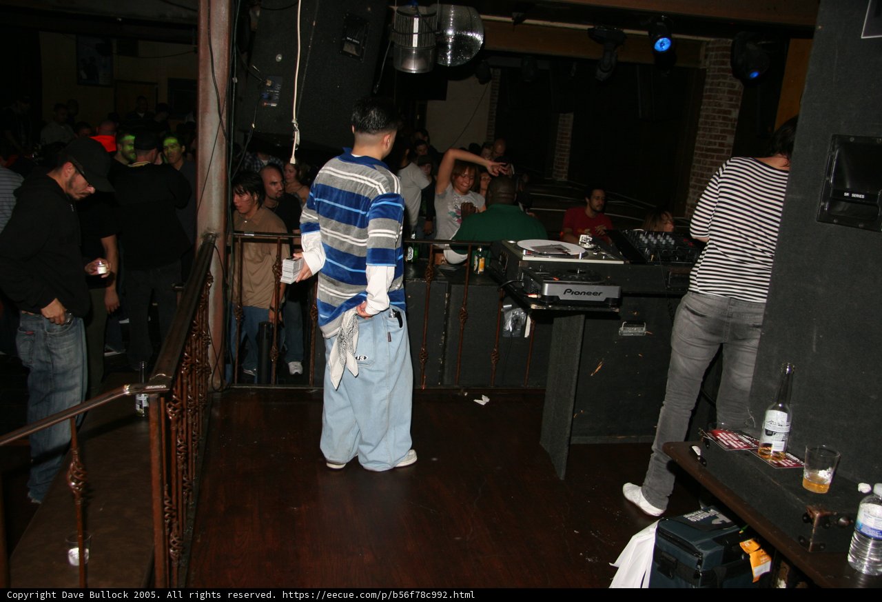 Yūzō Kanemaru Rocks the Pub